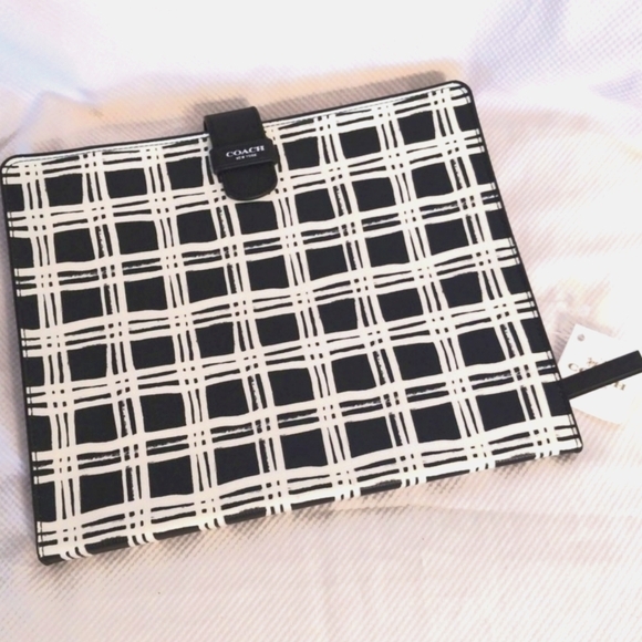 Coach Bleeker iPad Folio Case – Black Multi Painted Plaid Print - NWT - Picture 2 of 8